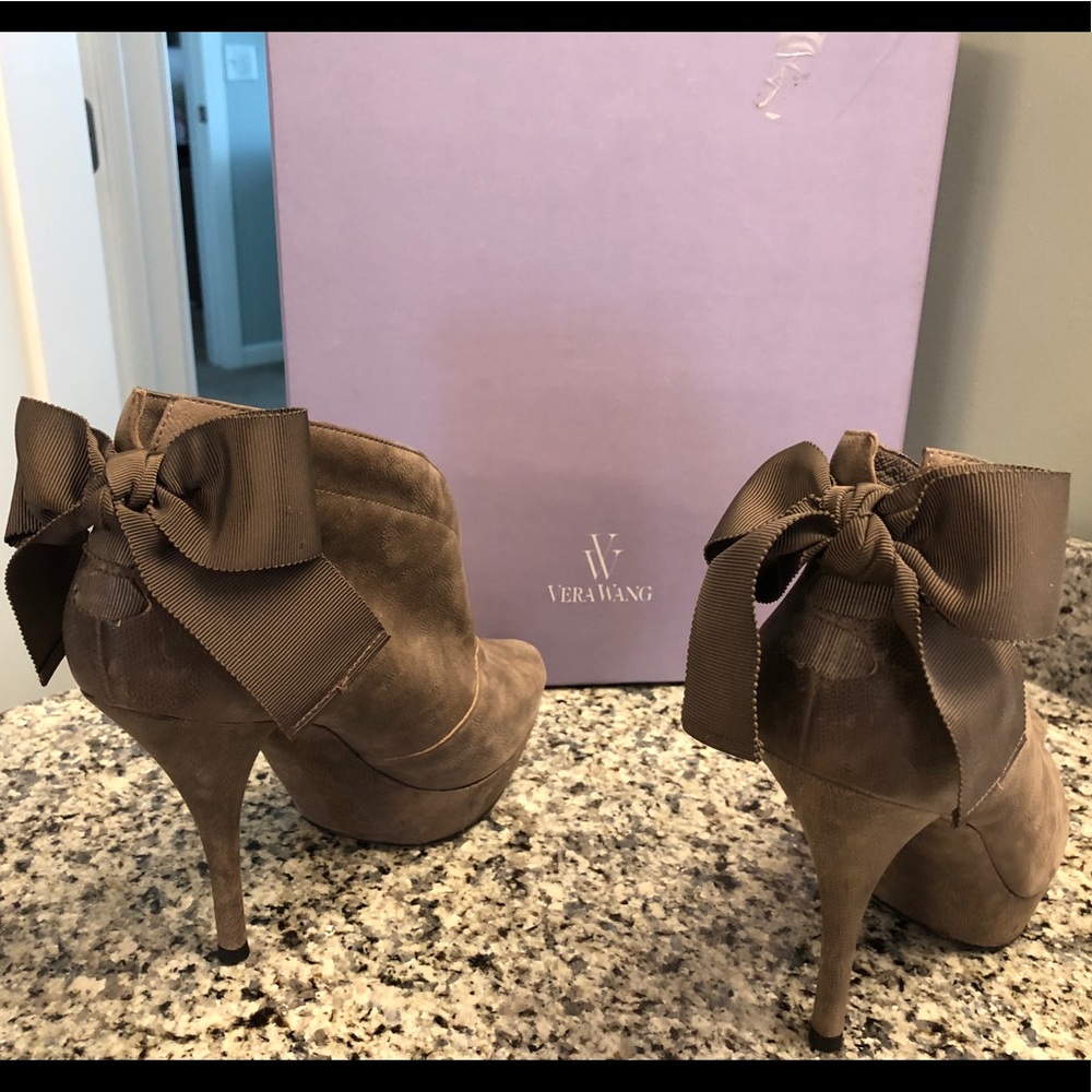 Vera Wang booties 9.5
